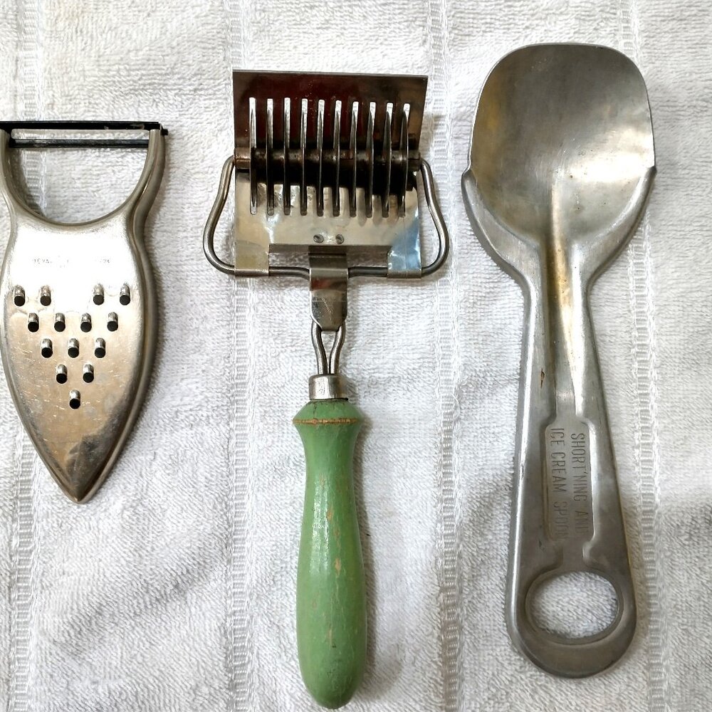 Vintage Kitchen Utensils Gadgets